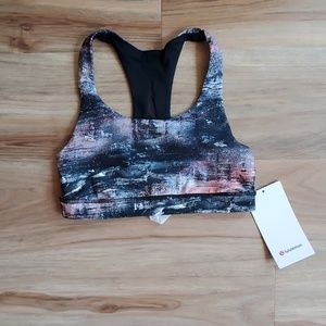 Lululemon Invigorate bra